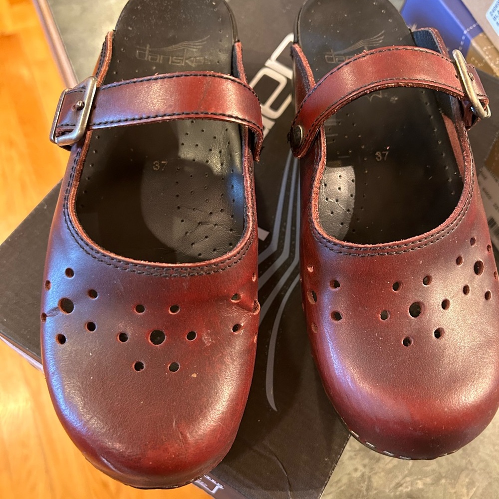 Dansko Merrie Cordovan Cabrio